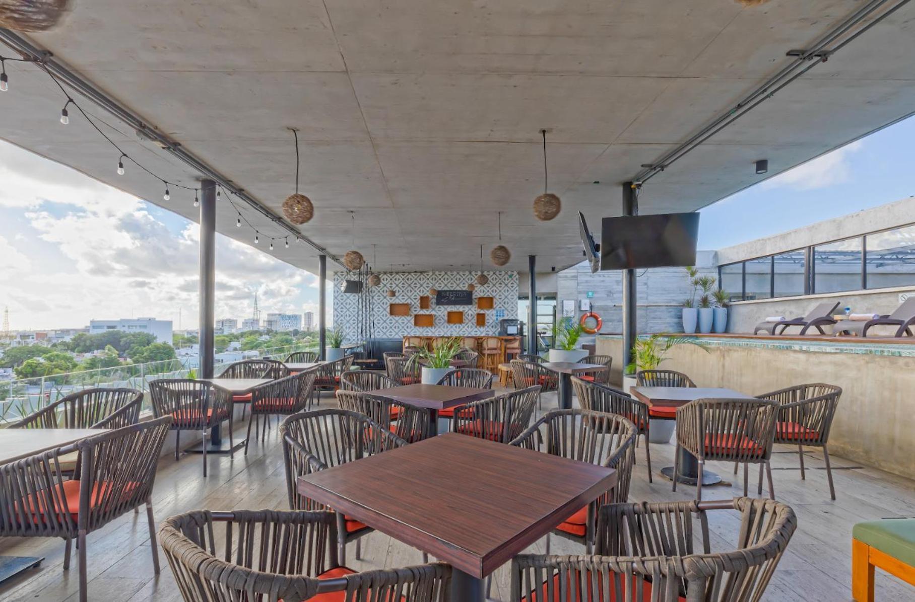 Mex Hotel 4*